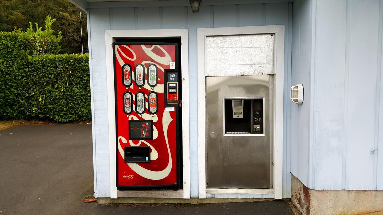 Winchester Bay Inn Reedsport Exterior foto